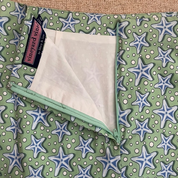 Like NEW! Vineyard Vines Starfish Skirt - Picture 2 of 5